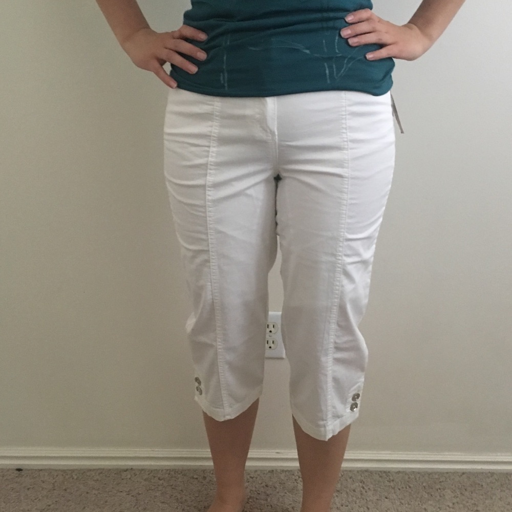 White capris - Picture 3 of 4